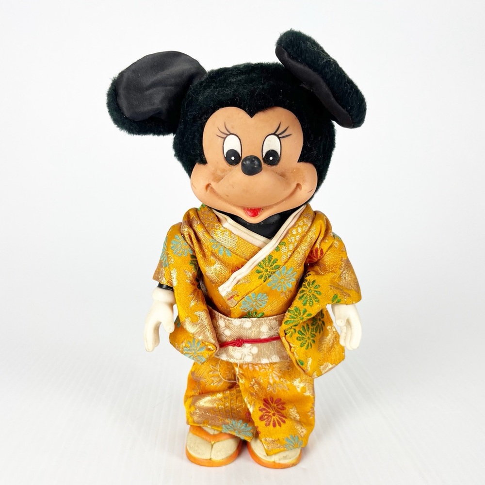Vintage Disney Young Epoch Minnie Mouse Kimono Doll